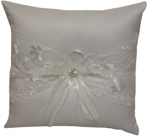 RING PILLOWS W/ BOW IN MIDDLE (WHITE)